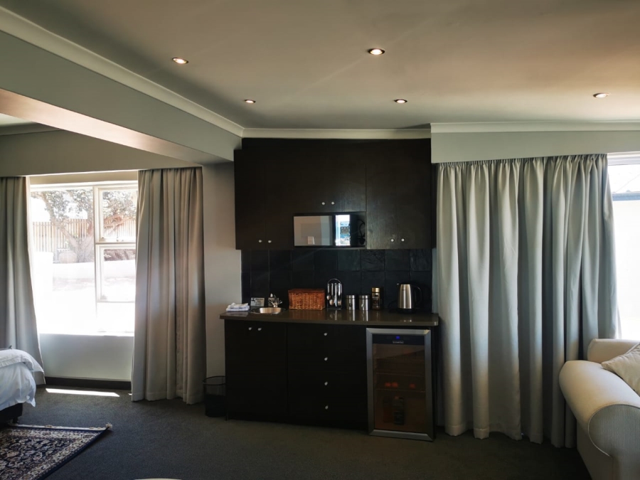 5 Bedroom Property for Sale in Jeffreys Bay Central Eastern Cape